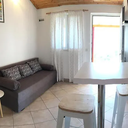 Eastern Paradise Apartment Bol