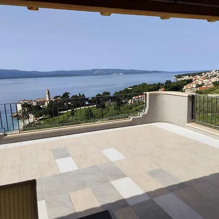 Eastern Paradise Apartment Bol