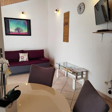 Eastern Paradise Apartment Bol